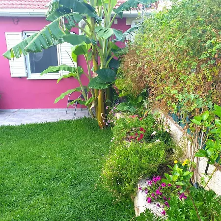 Ferienhaus Aloe House Lakíthra