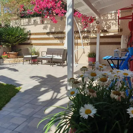 بيت للعطل Aloe House Lakíthra