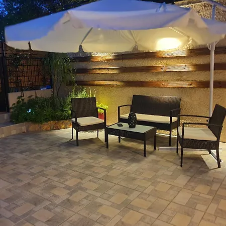 Aloe House Lakíthra